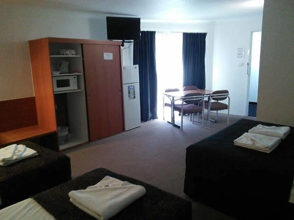 Hampton Villa Motel Rockhampton 3*,