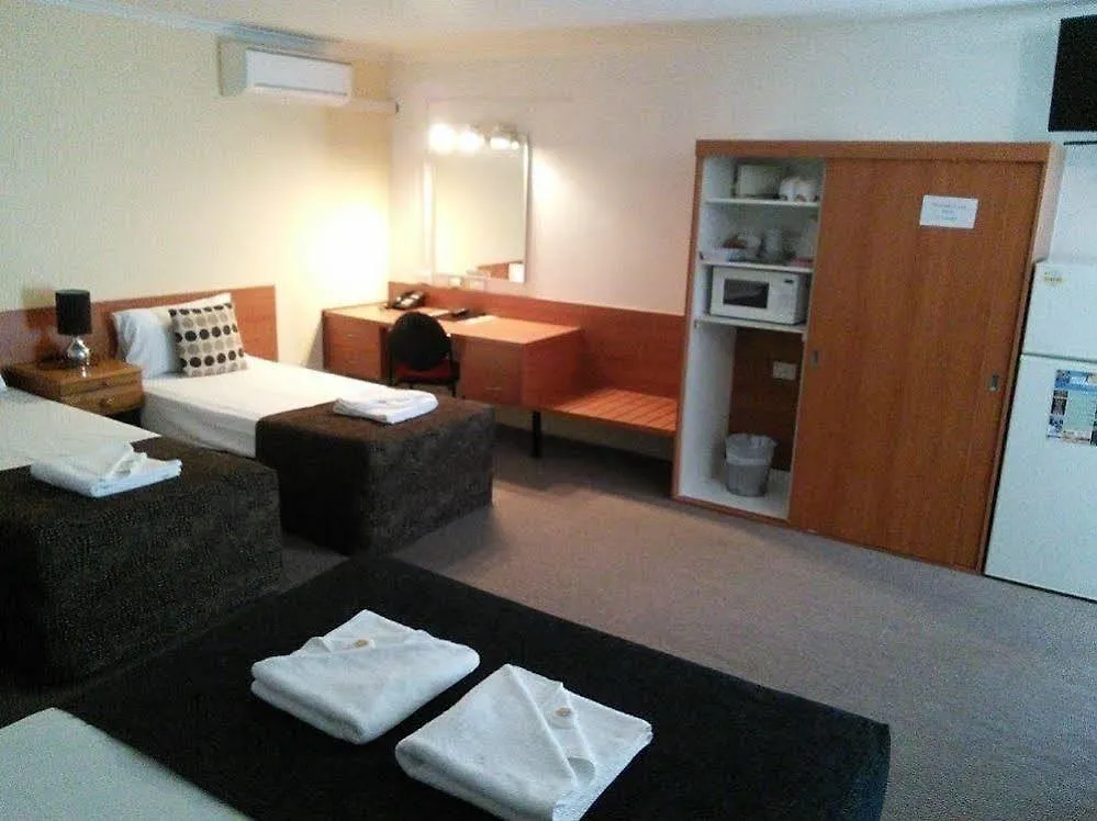 Hampton Villa Motel Rockhampton Hotel